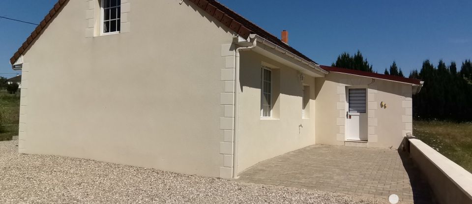 Traditional house 5 rooms of 130 m² in Le Pont-Chrétien-Chabenet (36800)