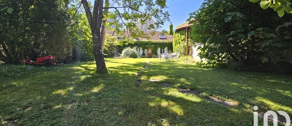 Country house 2 rooms of 118 m² in Puiseaux (45390)