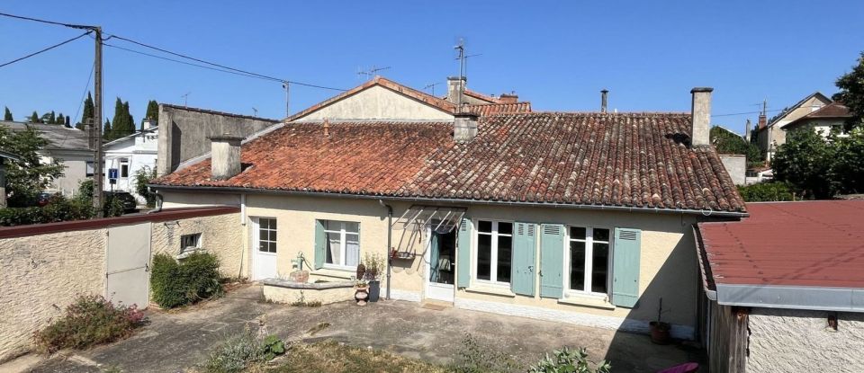 Maison 7 pièces de 138 m² à Poitiers (86000)