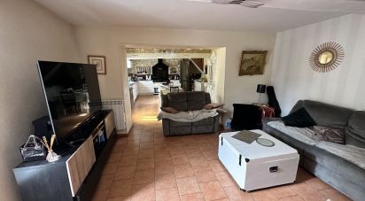 House 6 rooms of 112 m² in Villeneuve-sur-Yonne (89500)