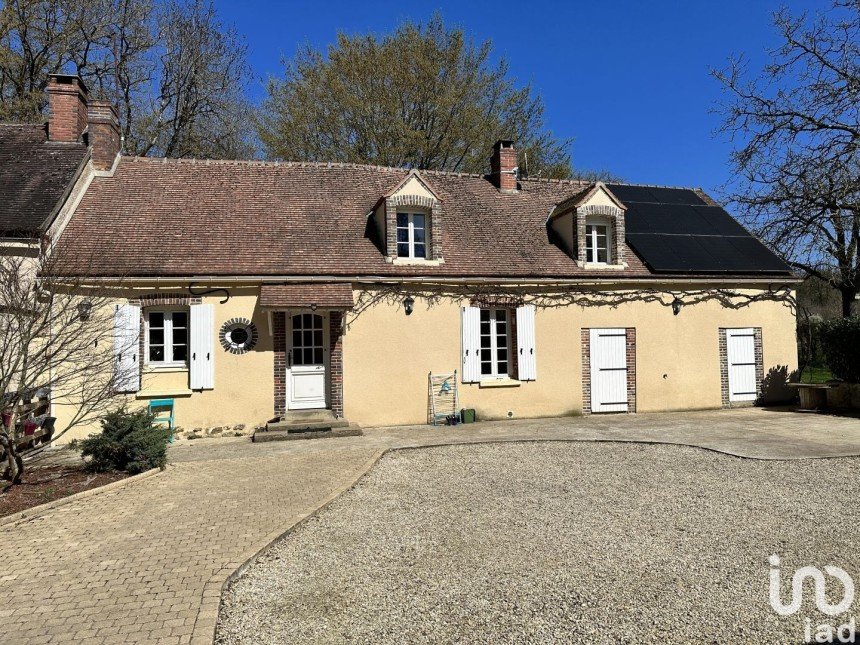 Maison 6 pièces de 112 m² à Villeneuve-sur-Yonne (89500)