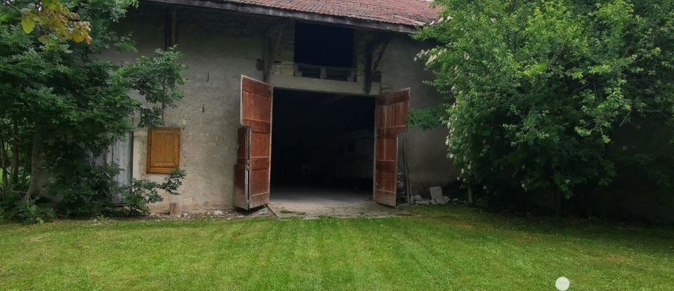 Maison de campagne 5 pièces de 130 m² à Innimond (01680)