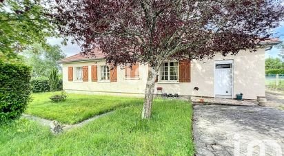 Traditional house 5 rooms of 86 m² in La Chapelle-Saint-Ursin (18570)