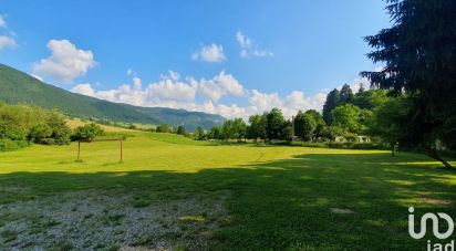 Commercial walls of 1,350 m² in Saint-Martin-en-Vercors (26420)