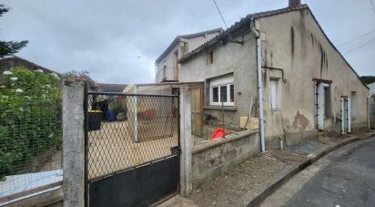 Maison 4 pièces de 103 m² à - (79290)