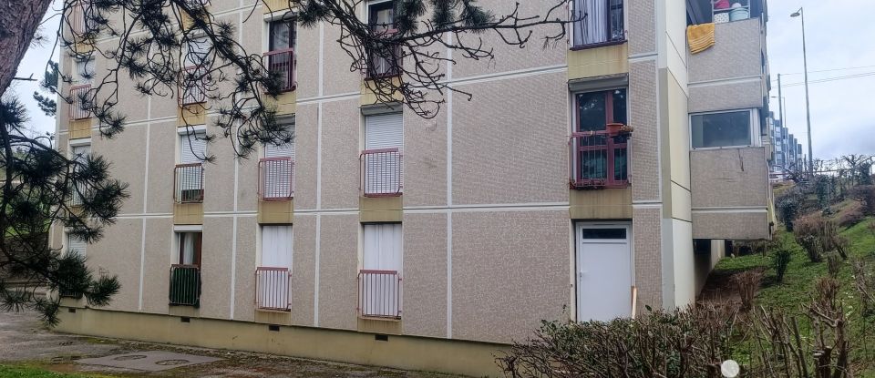 Appartement 3 pièces de 62 m² à Saint-Étienne (42100)