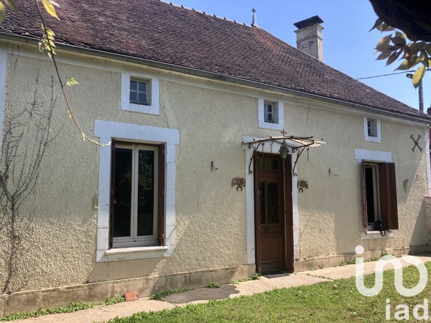 Maison 5 pièces de 78 m² à Villiers-Vineux (89360)