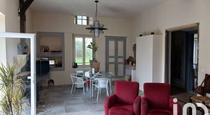 Village house 6 rooms of 127 m² in Queaux (86150)