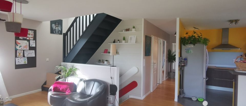 Maison 6 pièces de 150 m² à Massignieu-de-Rives (01300)