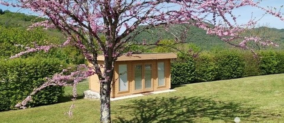 Maison 6 pièces de 150 m² à Massignieu-de-Rives (01300)