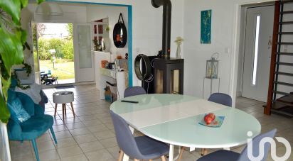 Traditional house 4 rooms of 80 m² in Le Blanc (36300)