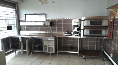 Pizzeria of 72 m² in Mourenx (64150)