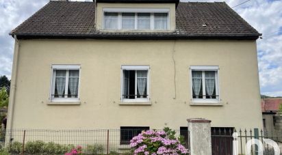 Traditional house 5 rooms of 94 m² in Noyon (60400)