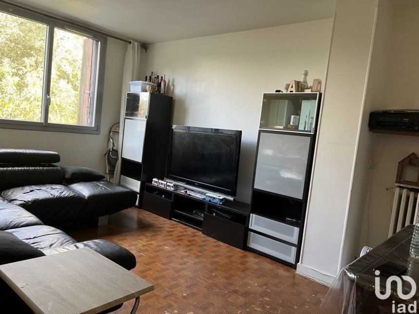 Apartment 3 rooms of 56 m² in Sarcelles (95200)