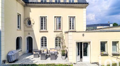 Mansion 11 rooms of 365 m² in Meaux (77100)