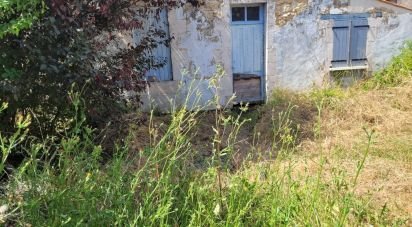 Maison 2 pièces de 80 m² à Saint-Bonnet-sur-Gironde (17150)