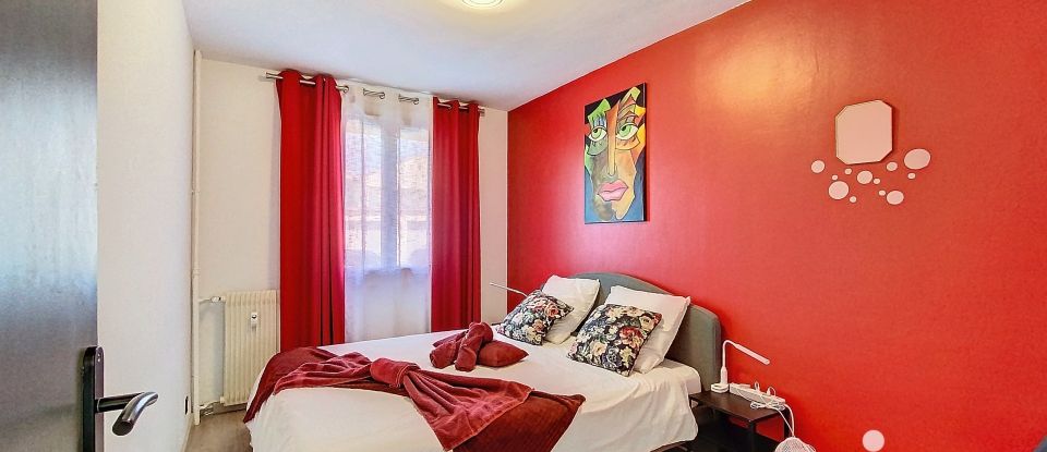 Apartment 5 rooms of 85 m² in Avignon (84000)