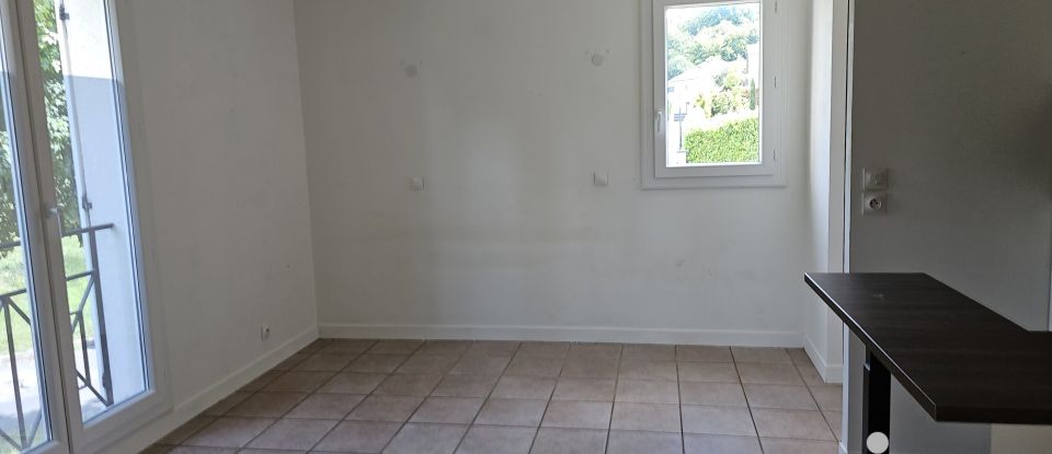 Studio 1 room of 23 m² in Villennes-sur-Seine (78670)