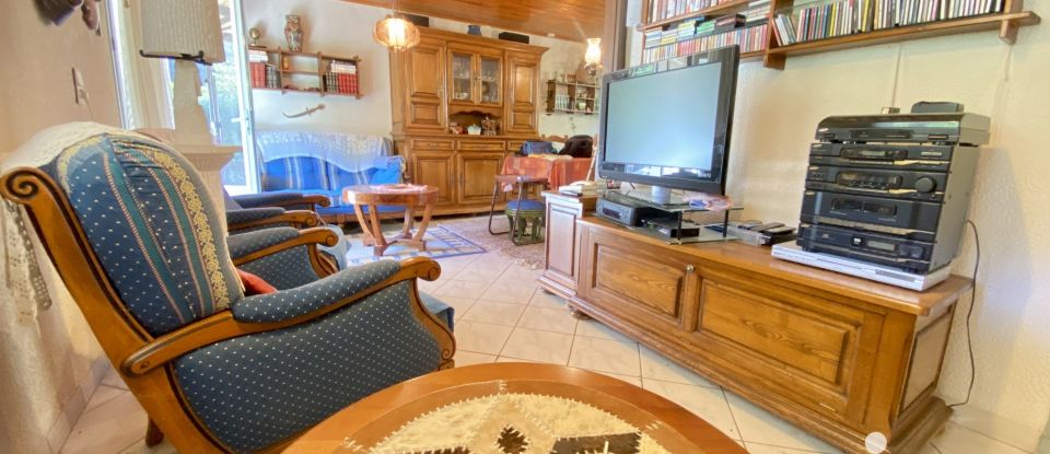 Maison 3 pièces de 64 m² à Mayres (07330)