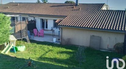 Traditional house 3 rooms of 77 m² in Sauveterre-de-Guyenne (33540)