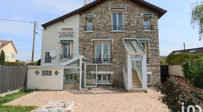 Maison 6 pièces de 130 m² à Ézanville (95460)