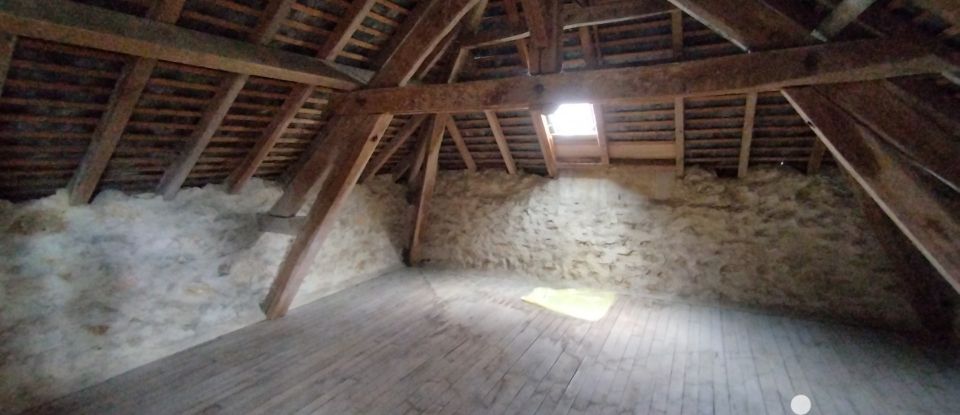 Maison 4 pièces de 146 m² à Bignoux (86800)