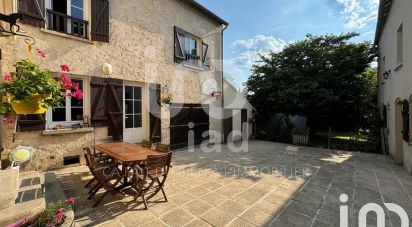 House 9 rooms of 224 m² in Mantes-la-Ville (78711)