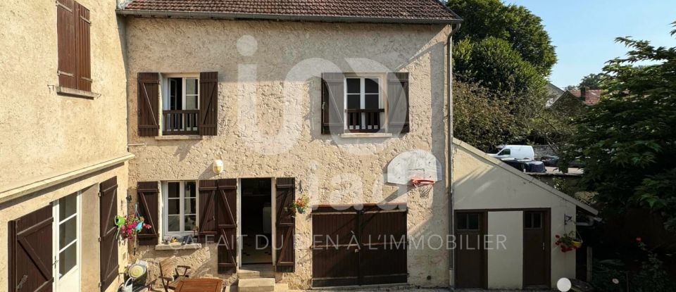 Maison 9 pièces de 224 m² à Mantes-la-Ville (78711)