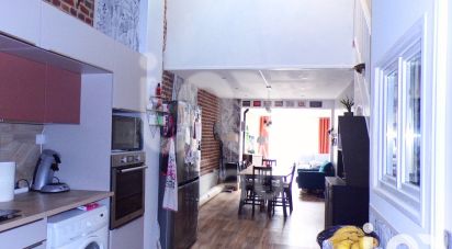 Duplex 3 rooms of 80 m² in Lys-lez-Lannoy (59390)