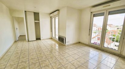 Appartement 2 pièces de 37 m² à Savigny-sur-Orge (91600)