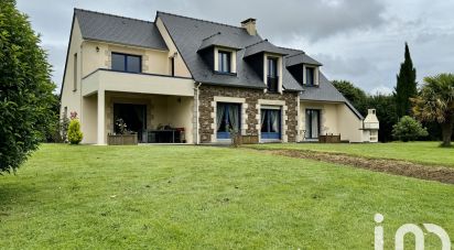 Maison 7 pièces de 213 m² à Isigny-le-Buat (50540)