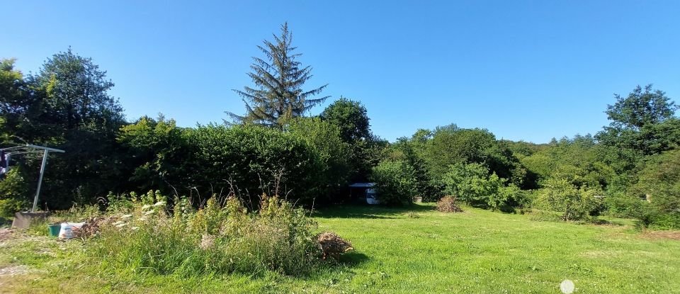 Longère 5 pièces de 130 m² à GONNEVILLE (50330)