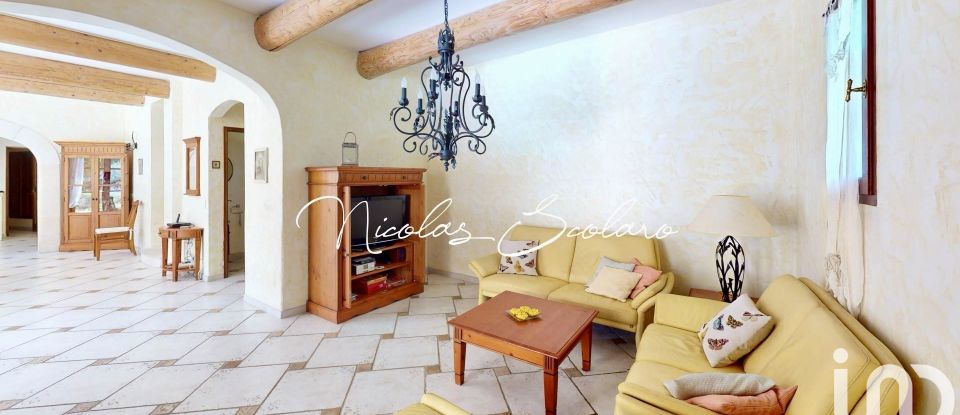 House 5 rooms of 139 m² in Cabrières-d'Avignon (84220)