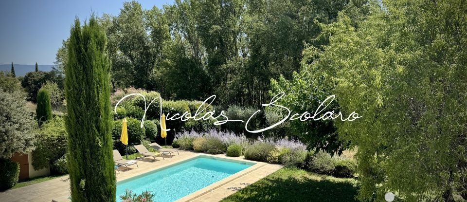 House 5 rooms of 139 m² in Cabrières-d'Avignon (84220)