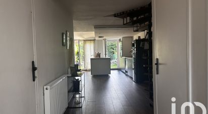 House 5 rooms of 82 m² in Bondoufle (91070)