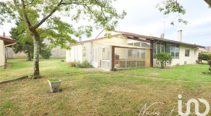 Maison de campagne 5 pièces de 155 m² à Cussac-Fort-Médoc (33460)