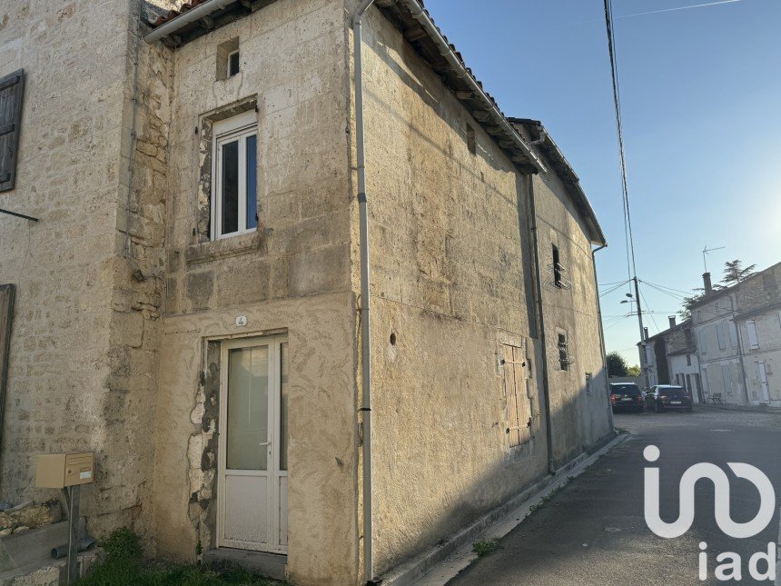 Town house 3 rooms of 43 m² in La Couronne (16400)