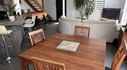 House 7 rooms of 115 m² in Bretteville-l'Orgueilleuse (14740)