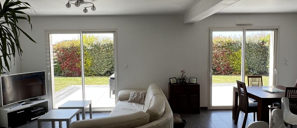 Maison 7 pièces de 115 m² à Bretteville-l'Orgueilleuse (14740)