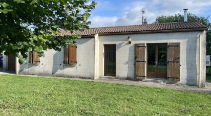 House 5 rooms of 82 m² in Saint-Martial-de-Mirambeau (17150)