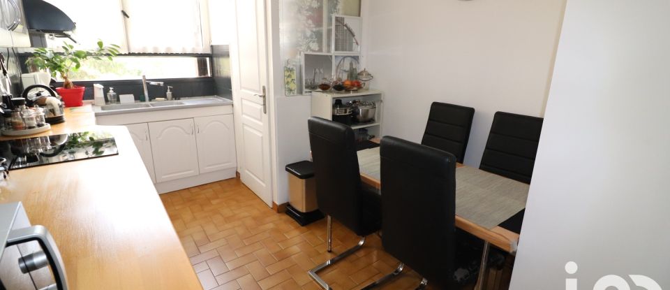 Appartement 4 pièces de 70 m² à Avon (77210)