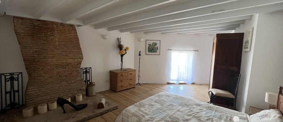 Village house 6 rooms of 200 m² in Breuil-Barret (85120)