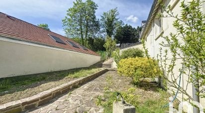 Maison 5 pièces de 156 m² à Vaux-sur-Seine (78740)