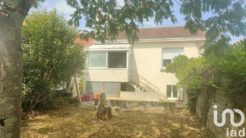 Maison de ville 5 pièces de 108 m² à La Roche-sur-Yon (85000)