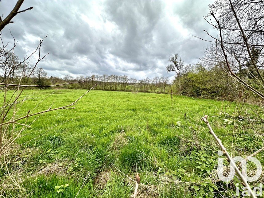 Terrain de 1 182 m² à Sévigny-la-Forêt (08230)