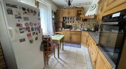 House 6 rooms of 132 m² in Garchy (58150)