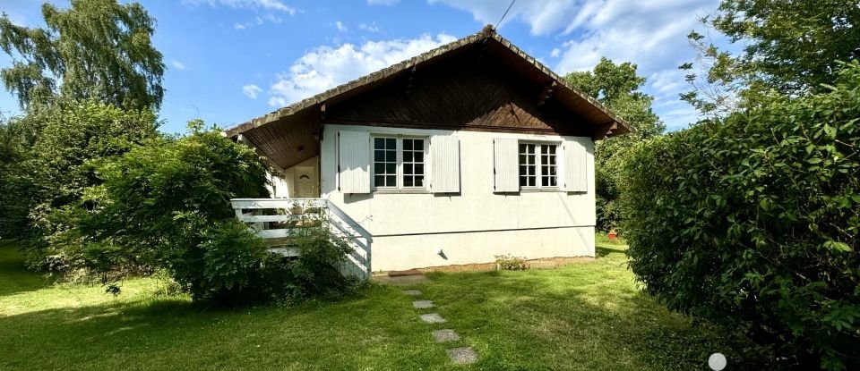 House 5 rooms of 98 m² in Pont-l'Évêque (14130)