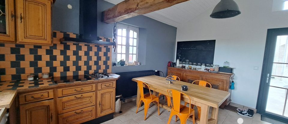 Ferme 7 pièces de 269 m² à Aurensan (65390)