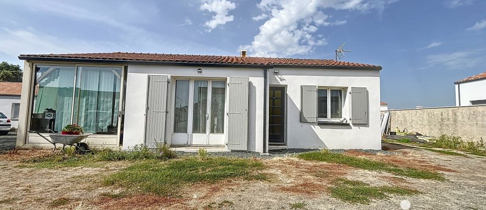 Maison traditionnelle 3 pièces de 83 m² à Puyravault (85450)