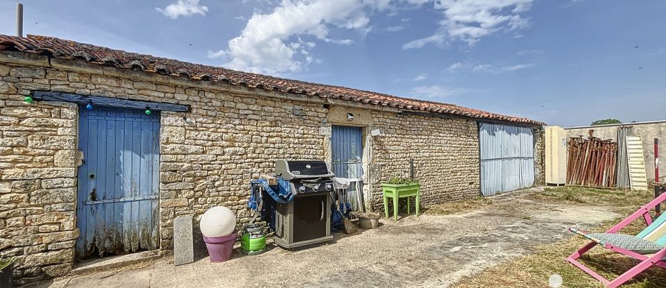 Maison traditionnelle 3 pièces de 83 m² à Puyravault (85450)